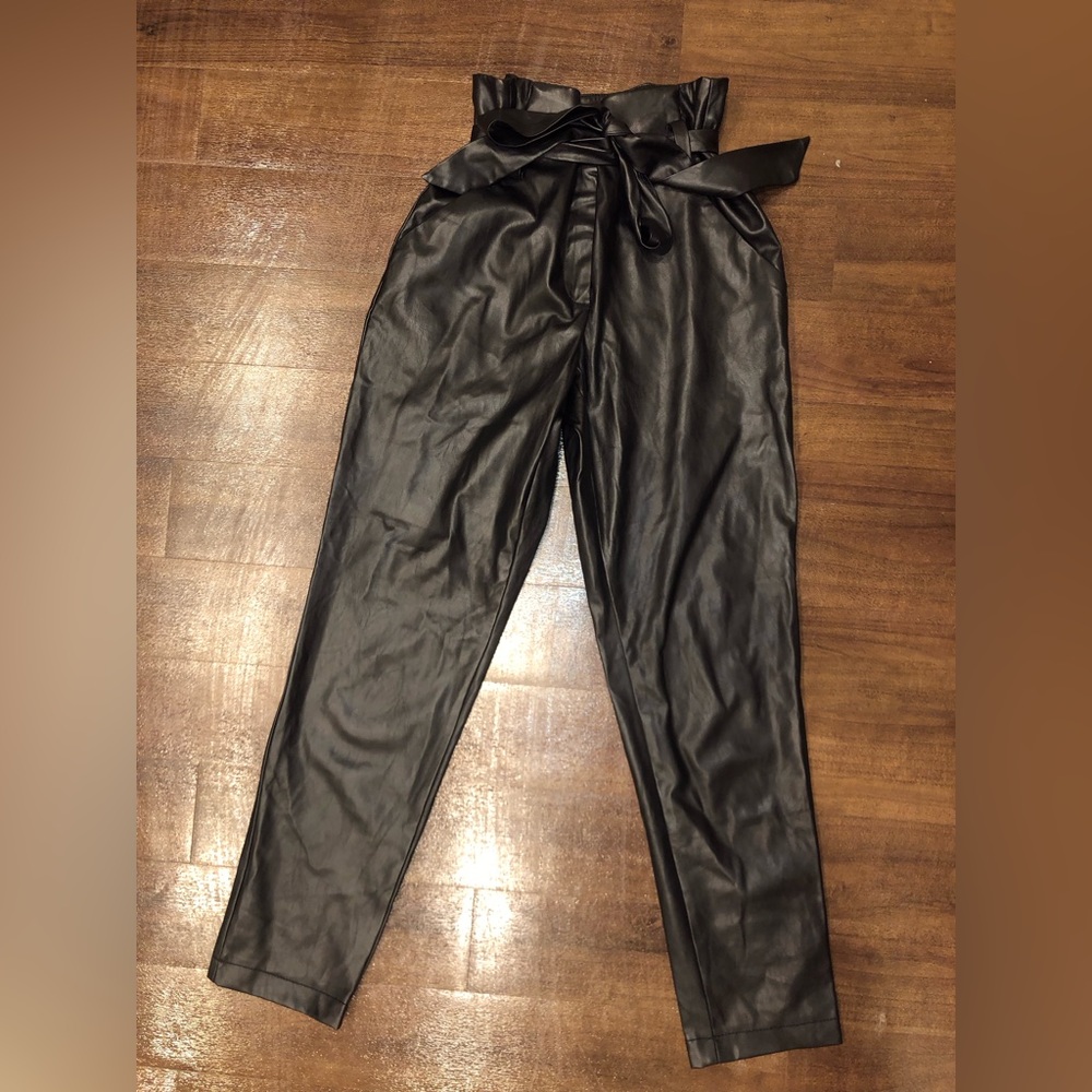New York & Company- 7th Avenue Design Studio PU Leather Paperbag pants- Size 4
